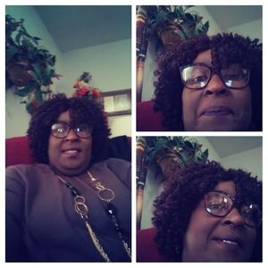 Meet your Posher, Deborah